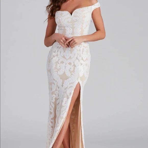 green emerald velvet dress Bow-Sleeve White Sequin Formal Dress main image 1